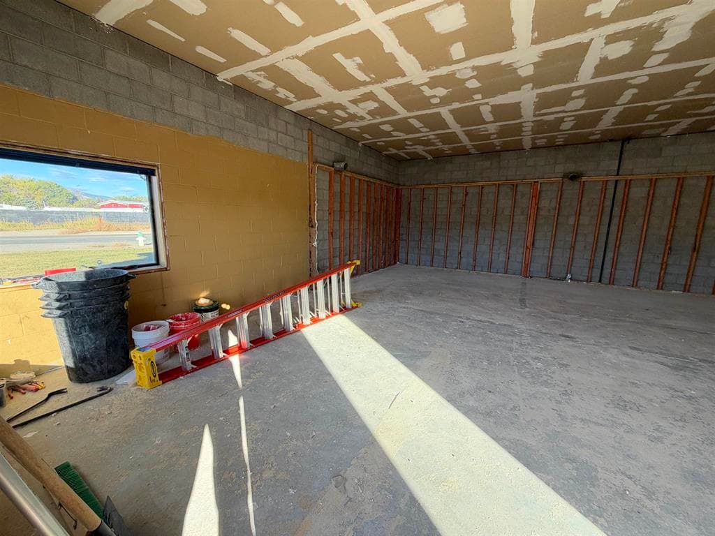 502 Blackburn St — photo 10 of 15