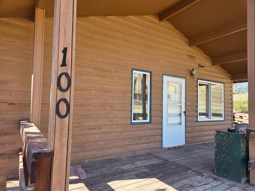100 Deer Haven Dr — photo 2 of 25