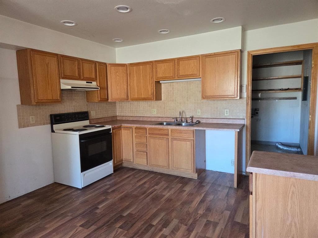 100 Deer Haven Dr — photo 7 of 25
