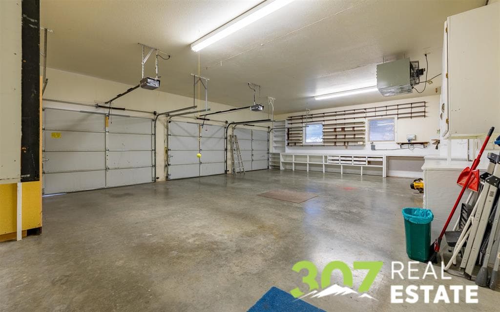 1002 Ponderosa Ct — photo 11 of 25