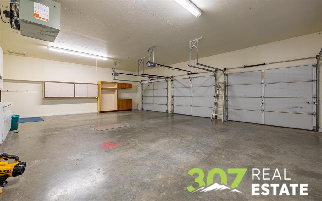 1002 Ponderosa Ct — photo 13 of 25