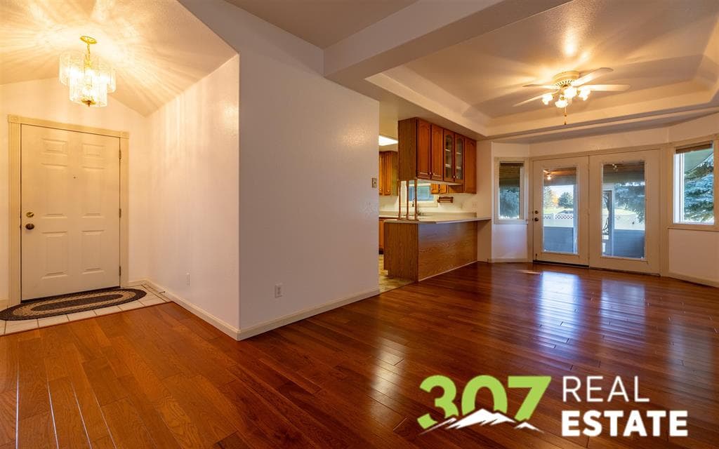 1002 Ponderosa Ct — photo 4 of 25