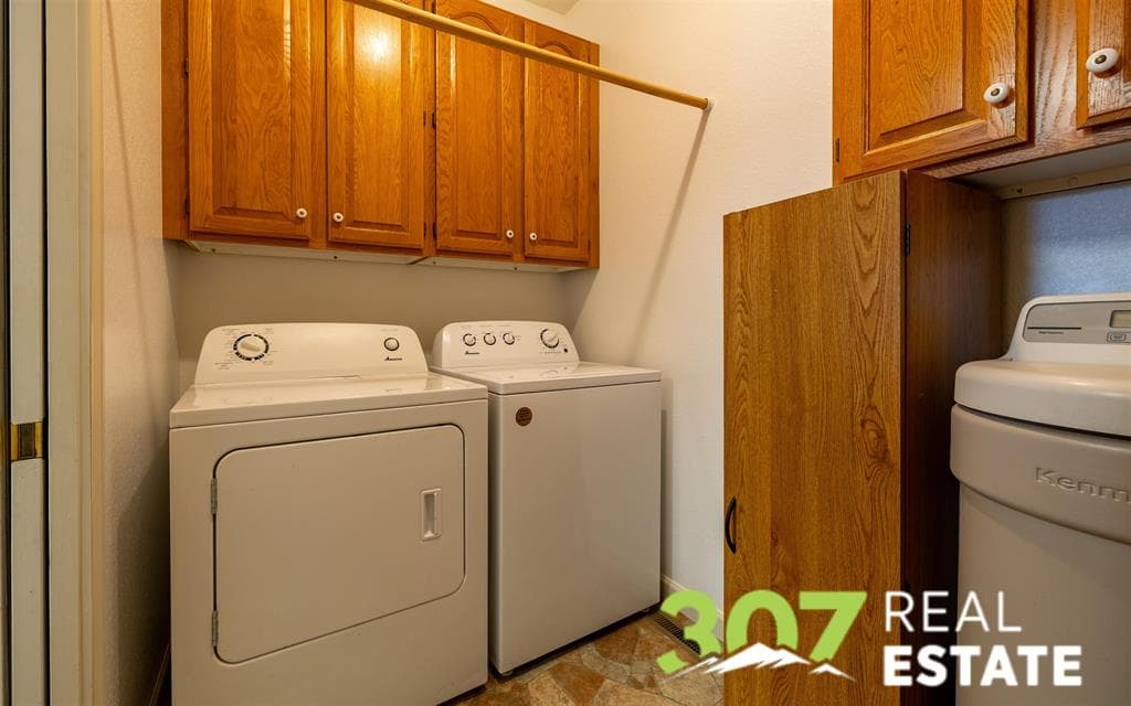 1002 Ponderosa Ct — photo 9 of 25