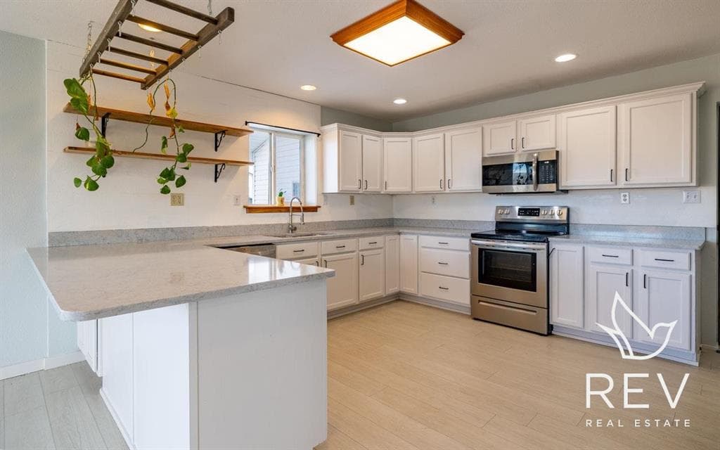 1315 Dutch Dr — photo 9 of 25