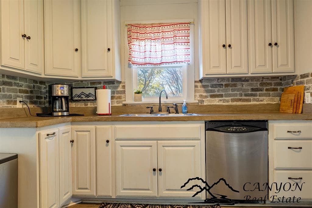 143 Hwy 310 — photo 11 of 25
