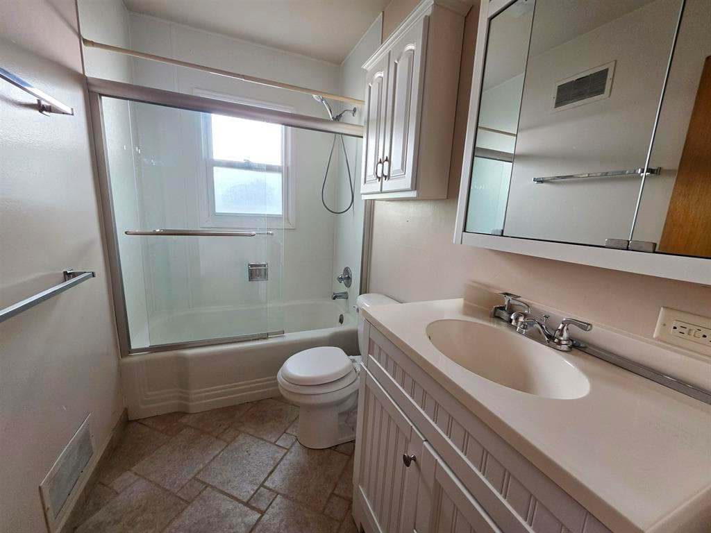 531 N 15th St — photo 11 of 15