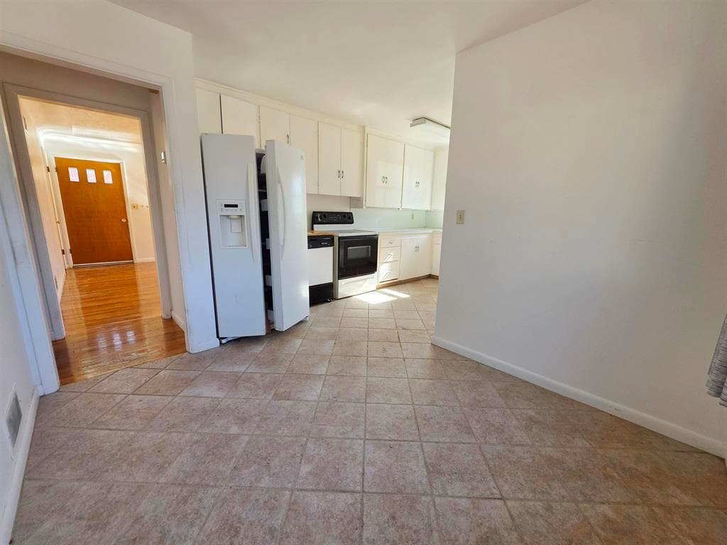 531 N 15th St — photo 13 of 15