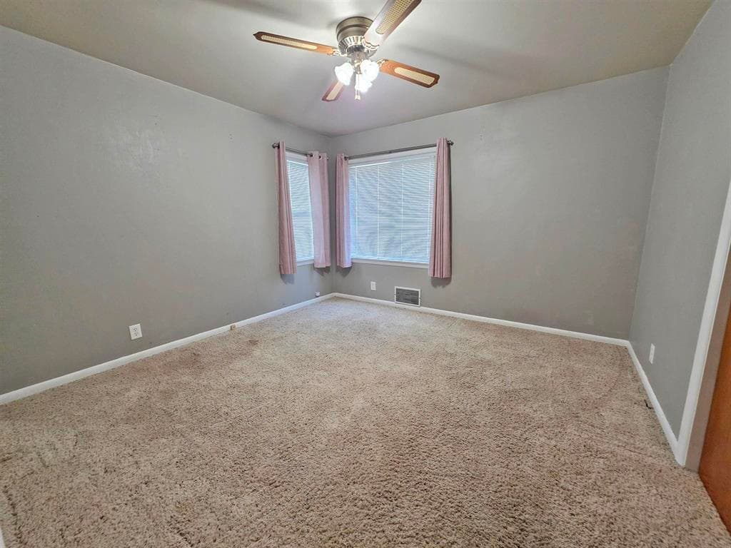 531 N 15th St — photo 9 of 15