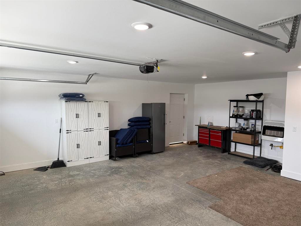 742 N Clark St — photo 15 of 16