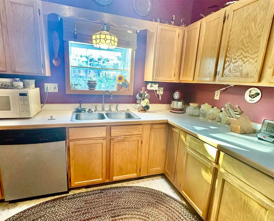 513 Grace Ave — photo 17 of 24
