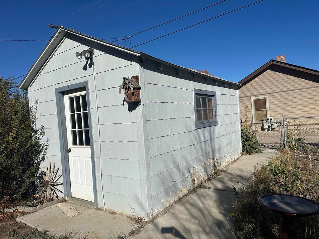 513 Grace Ave — photo 20 of 24