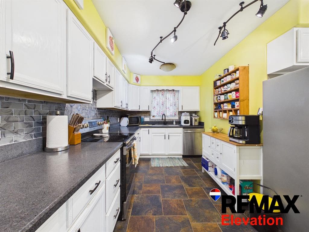 330 S Evarts St — photo 15 of 25