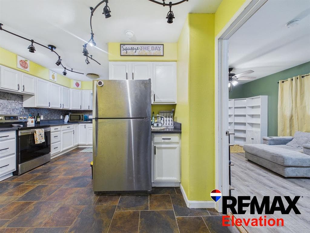 330 S Evarts St — photo 18 of 25