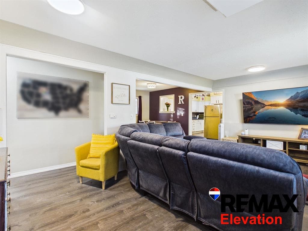330 S Evarts St — photo 4 of 25