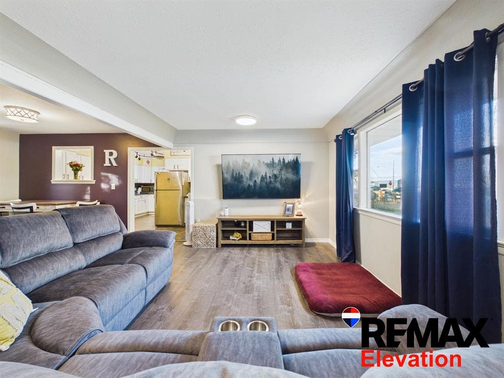 330 S Evarts St — photo 6 of 25