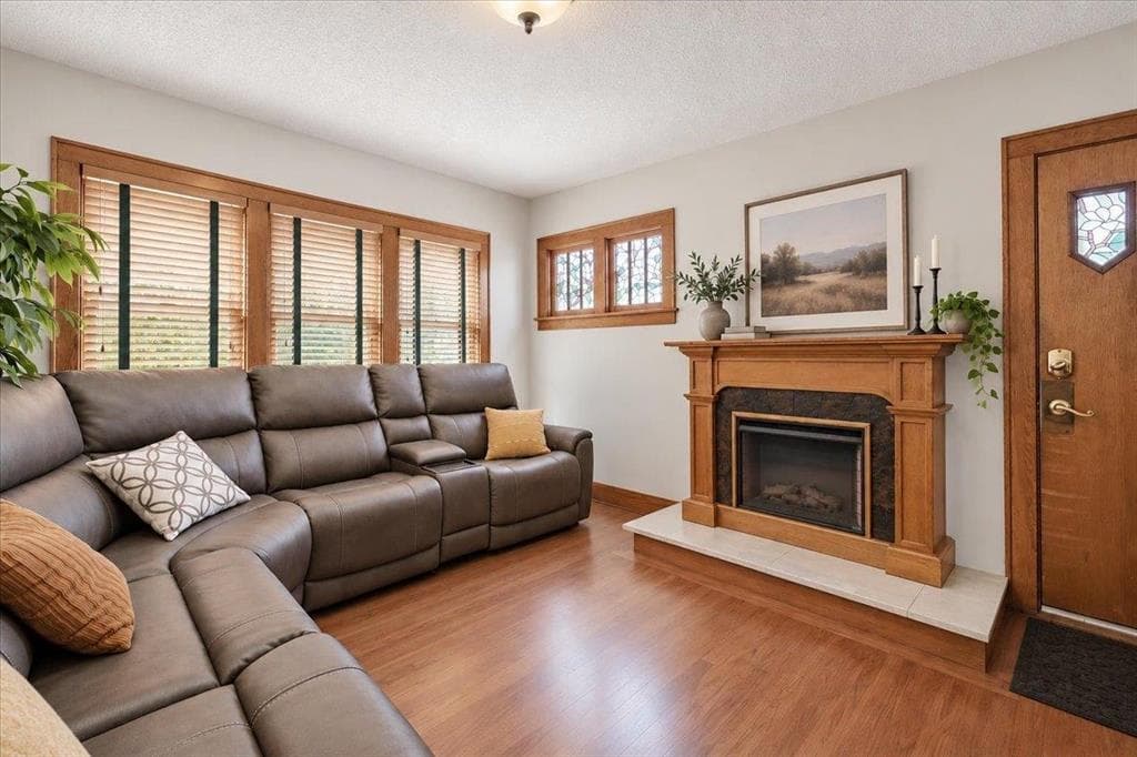 1614 Beck Ave — photo 3 of 25