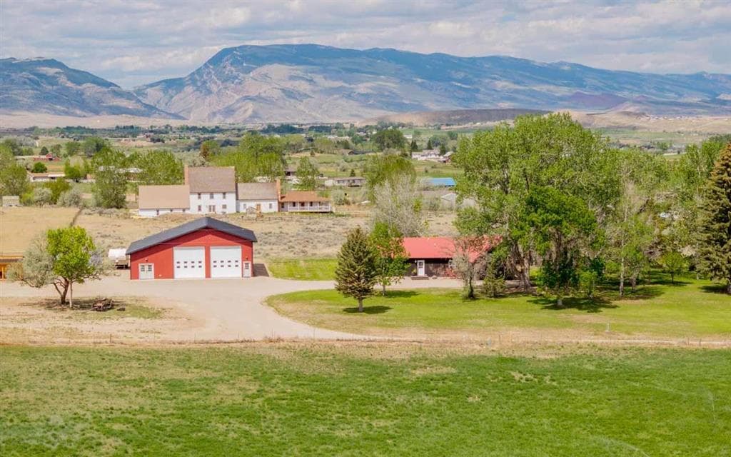 15 Cole Rd photo 1
