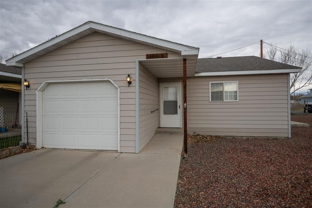 100 Sunset Drive photo 1