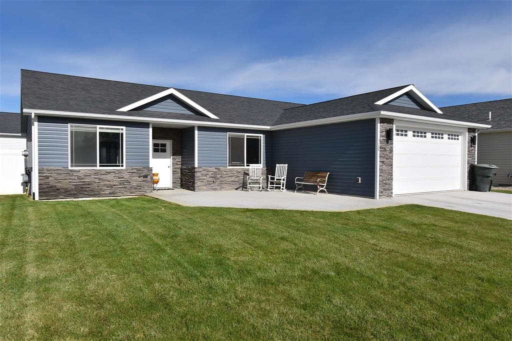 158 S Cedarwood Dr photo 1