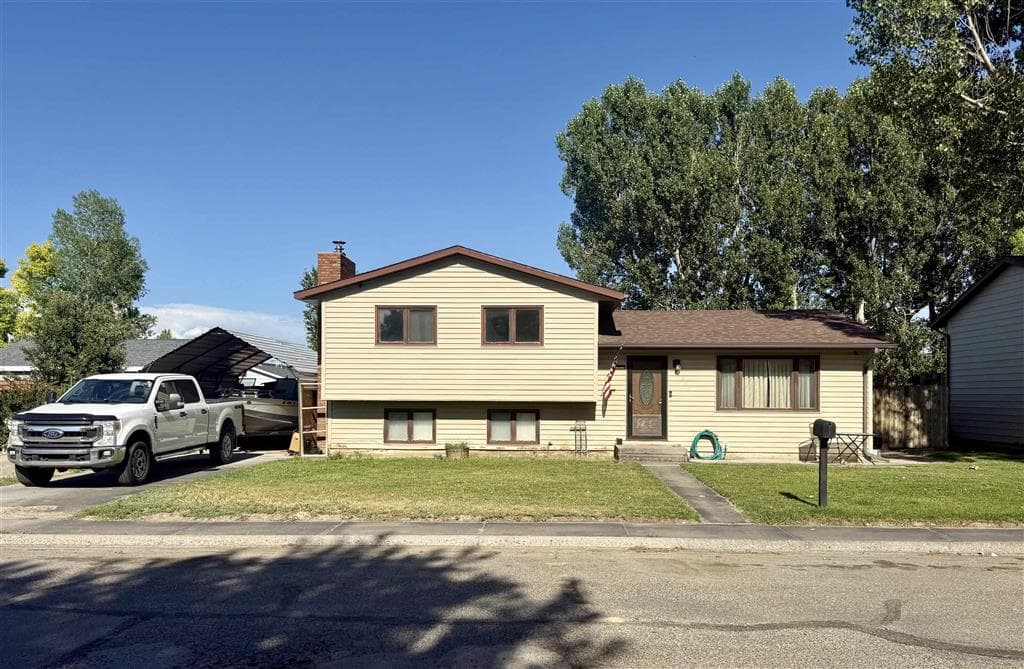 1808 Crest Way photo 1