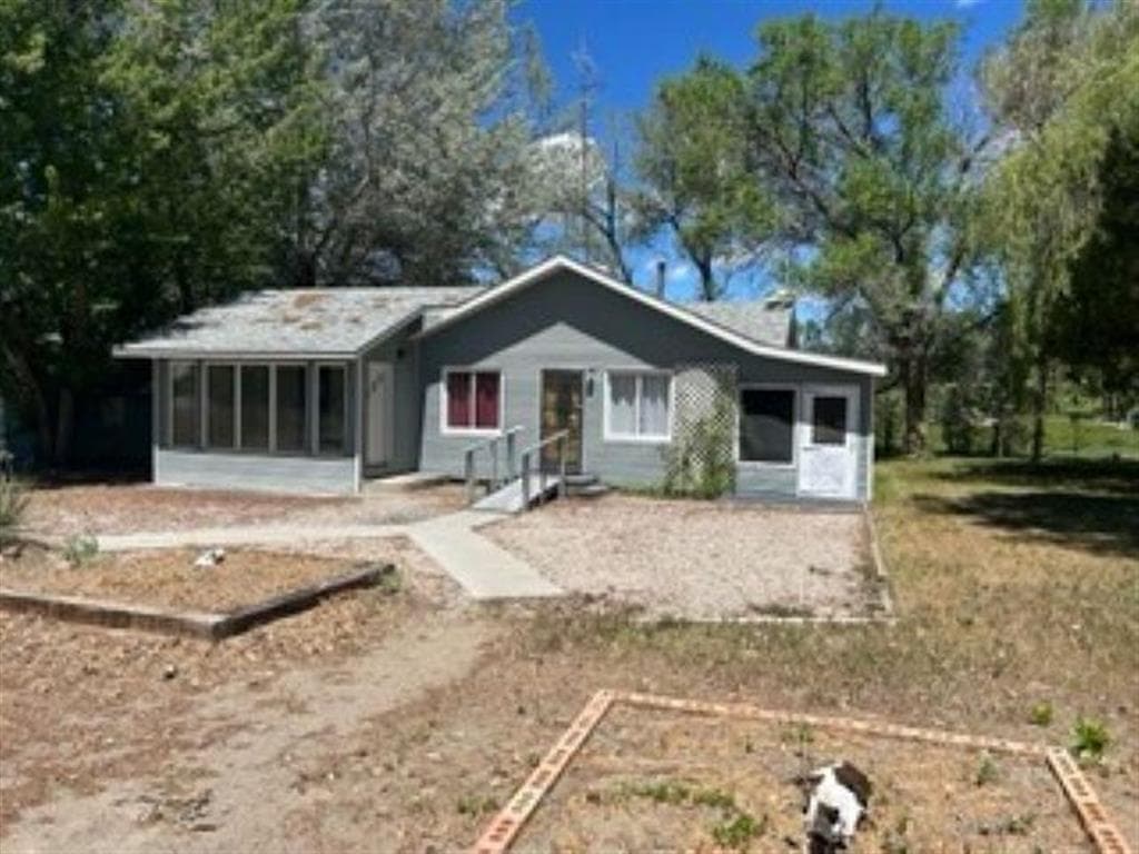 2643 Horseshoe Ln photo 1