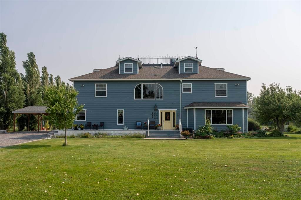 242 W Platte photo 1