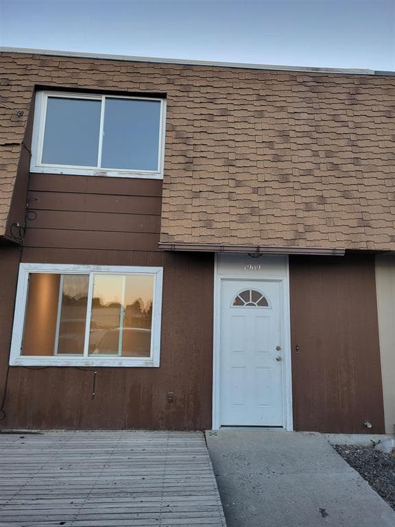 1909 16th St photo 1