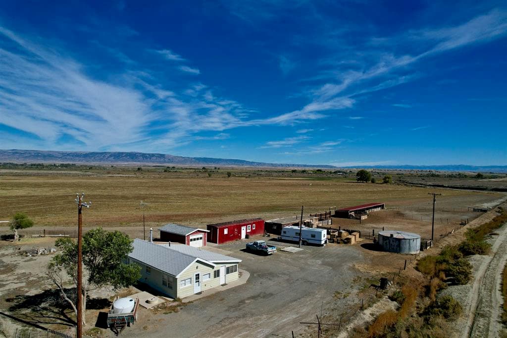655 Road 1 photo 1