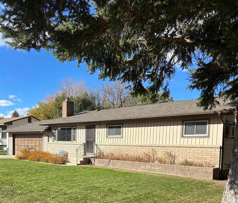1331 Alpine Ave photo 1